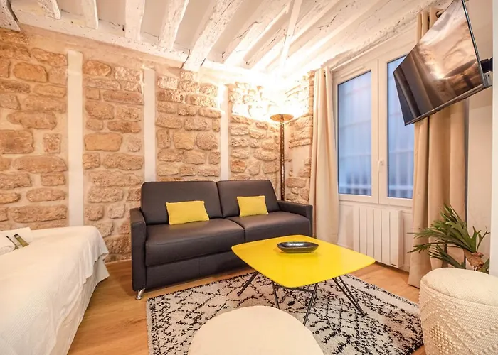 Cosy In Center - With Ac Ξενοδοχείο με διαμερίσματα